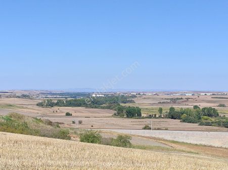 Babaeskide Hızlı Tren Hattına Yakın 260 M² Yerimiz Acil Satılık