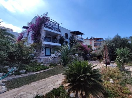 Akbük Te Satılık 3+1 Deniz Manzaralı Yazlık Daire