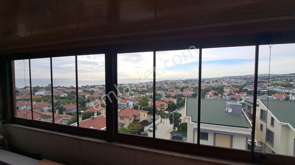 Sinanoba’da Full Deniz Manzaralı Az Katlı Binada Satılık Dubleks Daire