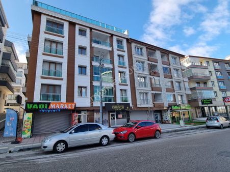 Yükseltepe Mahallesinde Cadde Üstü Düz Zemin 150m2 Dükkan Otomatik Kepenli