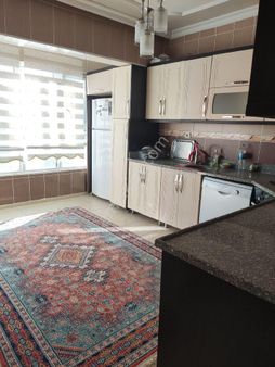 Karaköprü Atakent Mahallesi'nde Satılık 3+1 Ara Kat Daire