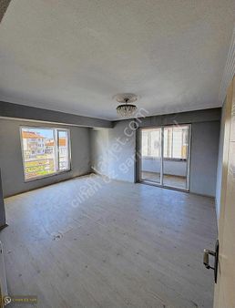 Karasuda Satılık Mutfak Ayrı 2+1 Daire Cihan Öz Gayrimenkulde