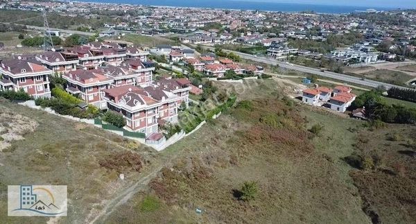 554 Metre %35 İmarlı Deniz Manzaralı Satılık Villa Arsası