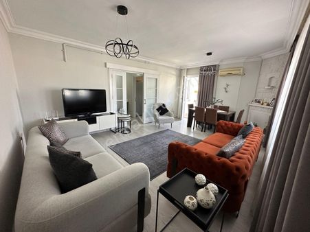 Avcılar Gümüspala Metrobüs Dibinde 2+1 Ferah Satılık Daire