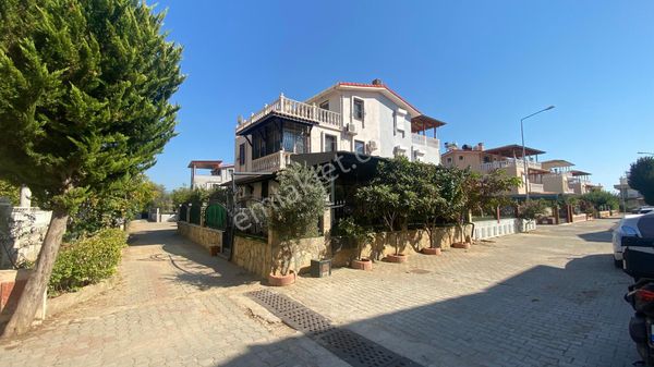 Ürkmez Bengilerde Denize Yakın Villa