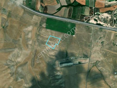 Ankara Güdül Güneycede 306m2 İmarlı Villa Arsası