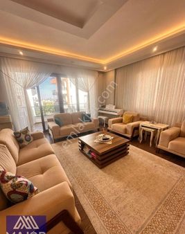 Karaağaç Sarkonak Efe Life Sitesinde Satılık Çatı Dubleks