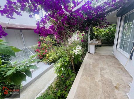 Kuşadası Satılık Denize 100 M 3+1 Doğalgazlı Villa