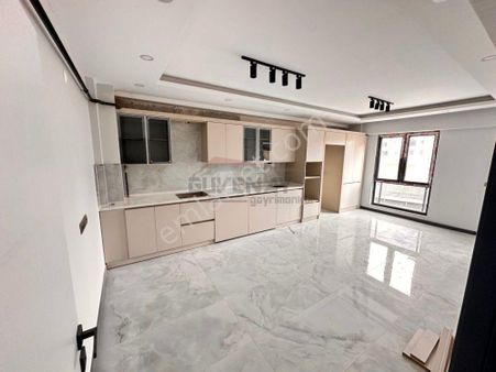 Güvenay - Çorum Fen Lisesi Civarı Yarısı Peşin Yarısı Vadeli Satılık 3+0 Daire