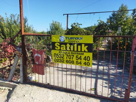 Menderes Turyap'tan Yeniköy'de 345m² Koop. Hisseli Bahçe