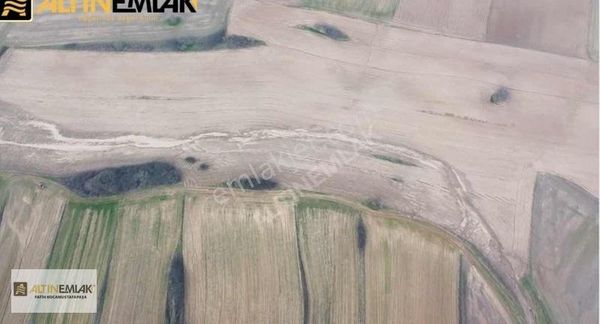 Velimeşe O.s.b Ve Ersan Sanayi Sitesinin Dibinde 43.902 M2 Arsa