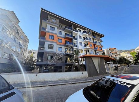 Alanya Merkezde Sıfır 2+1 Daire Sahile 50 M