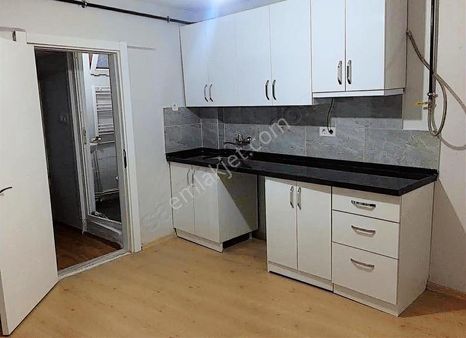 Sarıyer Ptt Evlerinde Satılık Müstakil Ev