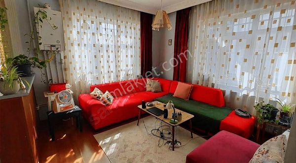 Sarıyer Büyükdere'de Caddeye Yakın Satılık Daire