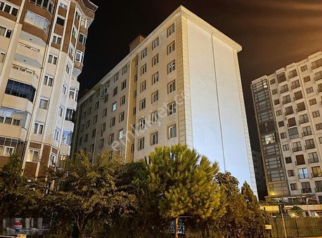 Satılık Esenyurt Aker Sitesi Full Eşyalı 3+1 Daire Net 145 M2