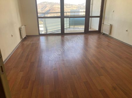 Toprak Emlak'tan Ankara Keçiören Yeşiltepe Mahallesinde 1 Etap Toki'de Kiralık Daire