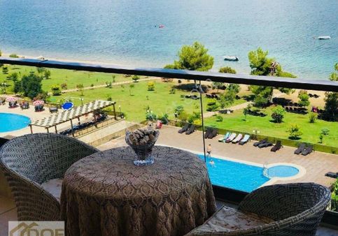 Denize Sıfır Enfes Doğa Ve Deniz Manzaralı Fırsat 2+1 Daire