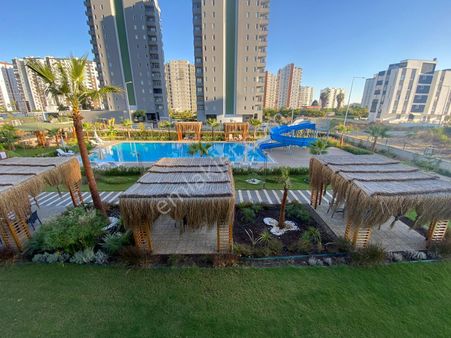 ░_*arcıty*_░den Çeşmeli'de 1+1 Ultra Lx Site İçi Havuz+peyzaj