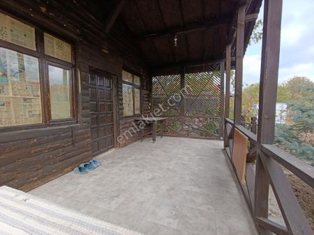 Çorum Merkez Eskieskin Köyünün Hemen Altında Bağ