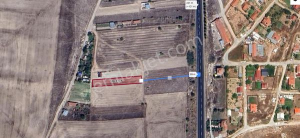 Akpınar Mahallesinde Yolu Olan Satılık 1 Dönüm Tarla