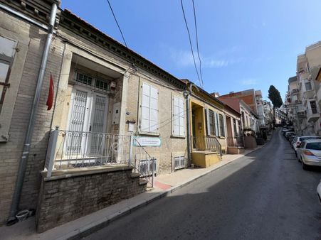 Göztepe Kilise Sokagında Müstakil Rum Evi