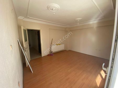 Buca Koşu İzban İstayonu Yakını 2+1 95m2 Dgazlı Ayrı Mutfak Kiralık Daire