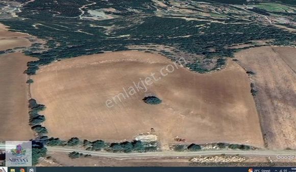 Kale Kayabaşında 23 Dönüm Verimli Toprak