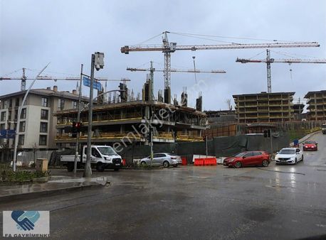 Alfa'dan Üsküdar Çengelköyde 2+1 Daire Düşen Arsa