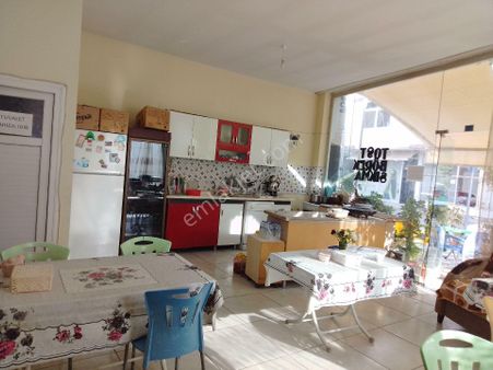 Dükkan Merkezi Komumda