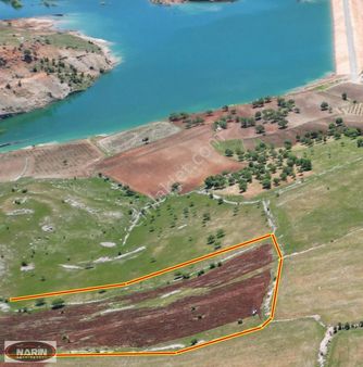 Gölbaşı Balkar/asfalt Köyünde Baraj Manzaralı Tarla Yolu Var