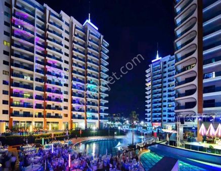 Alanya Mahmutlar Azura Park Sitede Deniz Manzaralı 1+1 Eşyalı Satılık Lüks Daire