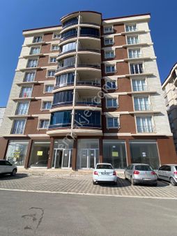 Sivas Yıldız Gayrimenkul'den Ahmetturangazi Mahallesi Kiralık Dükkan!