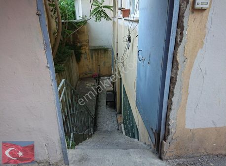 Kocamustafapaşa Merkezi Konum 140mk Atölye Depo Kullanıma Uygun