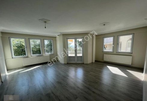 Gemlik Cumhuriyet Mah.manastırda Satılık 3+1 Daire Ve Dükkan (ikisi Bir Arada Satılık)