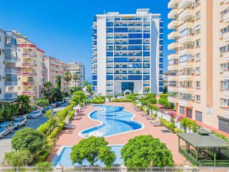 Alanya Mahmutlar 1+1 66m2 Eşyalı Aktiviteli Site İçi Denize 150m Daire
