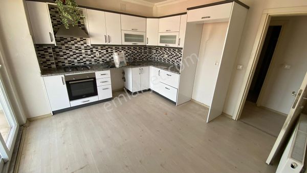 Ortaca Merkezde Satılık 3+1 165m2 Kaloriferli Daire.