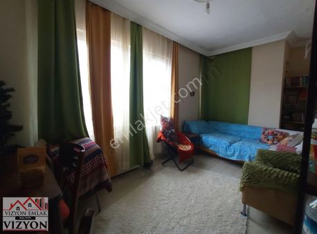 !!! Daha Ucuzu Yok !!! 2+1 Cadde Üstü Asansörlü-yalıtımlı-çitf Wc Kullanışlı