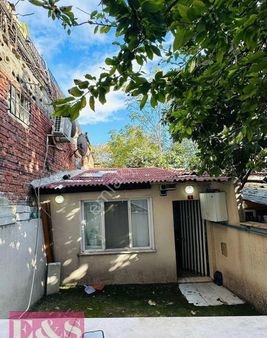 Es Gayrimenkul Cerrahpaşada Satılık Arsa