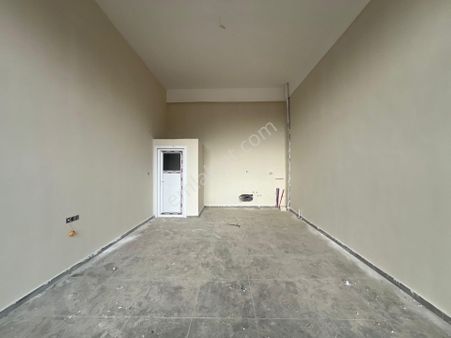 Millioğlu İnşaat'tan Beykent'te Kiralık Dükkan