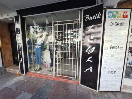 Mithatpaşa Caddesinde Satılık Dükkan