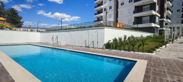 Sarılarda Full Manzaralı 2+1 3+1 Daıreler 3850.000 Baslayan Fıyatlarla