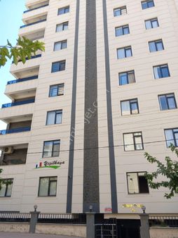 Yıldızlar Emlaktan Satılık 2+1 Odalı Daire