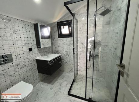 Şile Kumbabada Deniz Manzaralı Müstakil 6+1 Lüks Tripleks Villa