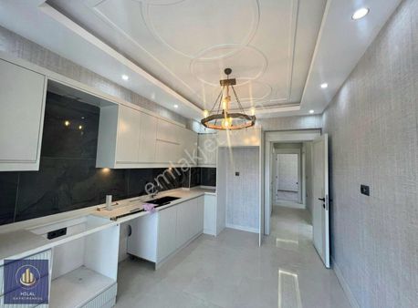 Ertuğrulgazi De Yeni Yapılan Şahinbey Kaymakamlığına Yakın 3,5+1