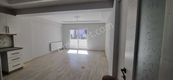 Tombul Emlaktan Şirinevler Mahallesinde Sıfır 2+1 Satılık Daire