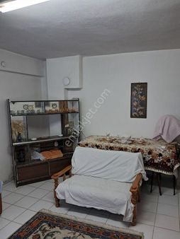 Balıkesir/edremit'te İnönü Cad.şok Market Ve Eski Kaymakamlık Yakın Eşyalı 2x1 2.kat