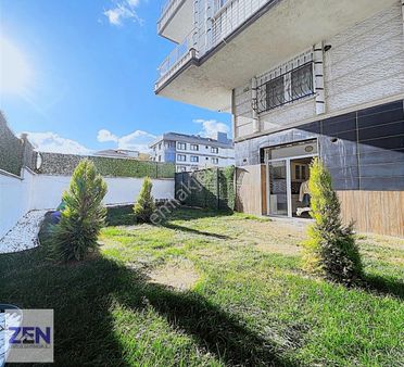 Beylikdüzünde Geniş Bahçeli 2+1 Satılık Düz Giriş Daire