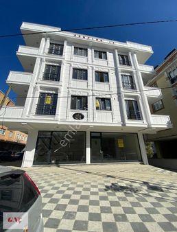 İslambey Bosna Caddesinde Vitrinli Satılık Dükkan