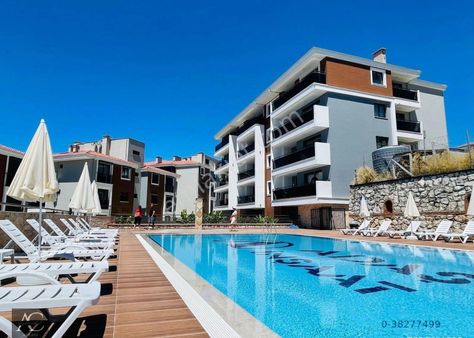 Sahile Yakın-full Manzara-güvenlik-havuz-otopark-kombi-yeni-ultra Lüx-akıllı Ev