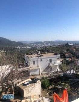 Muğla Bodrum Ortakent Yaka'da Yola Sıfır Manzaralı Müstakil Ev